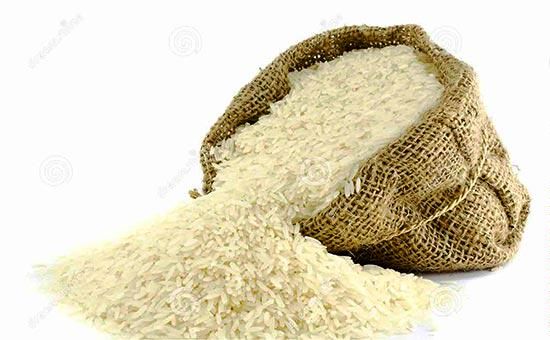 سال به سال مصرف برنج در میان خانوادههای ایرانی کمتر میشود/ ایرانی ها ۱۰ درصد کمتر برنج می خورند