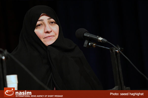 اگر حقوق کارگران دو میلیون و 400 هزار تومان نشود، عدالت در جامعه از بین میرود/ با حقوق 900 هزار تومانی اولیههای زندگی هم تامین نمیشود
