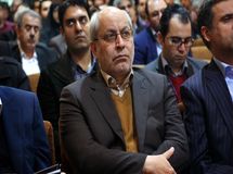 فیلم:: مجری تلویزیون خطاب به مسعود نیلی: هنوز هم شهامت قبل را دارید که درباره آمارهای اشتغال حرف بزنید؟!