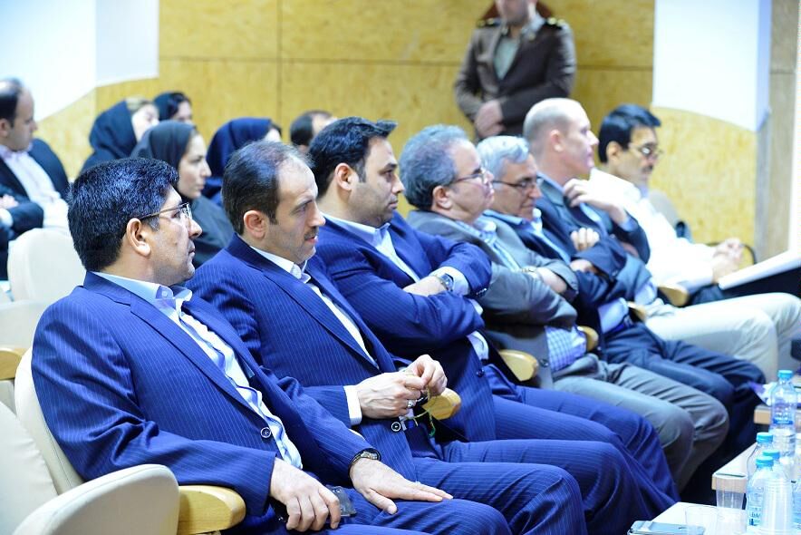 نفوذ انگلیسی در بیمه آسیا!