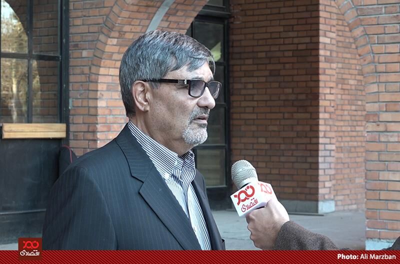 تیم اقتصادی روحانی می‌توانست بهتر از این کار کند