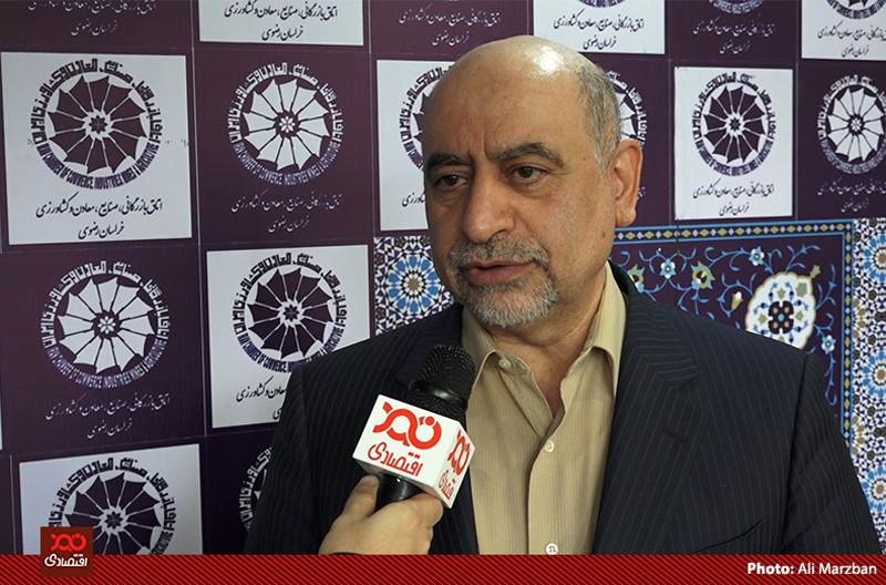 روحانی در ماجرای ارز عینِ احمدی‌نژاد عمل کرد