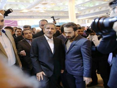 شباهت‌های اسحاق جهانگیری و محمود بهمنی در ماجرای تک نرخی شدن دلار!