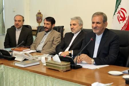 5 نکته درباره ستاد فرماندهی اقتصاد مقاومتی که غیرفعال است!/ هیچ گزارشی تاکنون درباره عملکرد دستگاههای دولتی منتشر نشده؛ چرا؟!