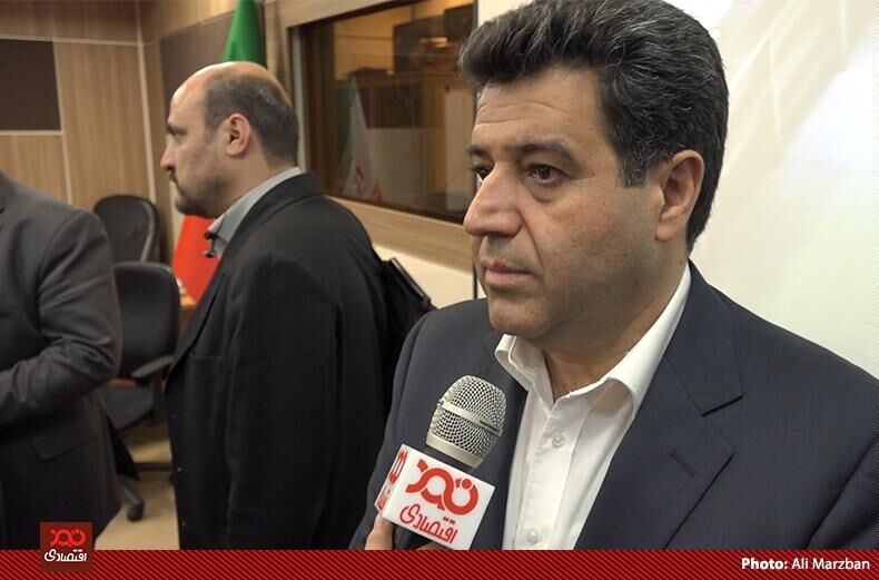 2 دلیل نابسامانی در بازار ارز/ سوء تدبیرهای دو سه ماه اخیر باعث التهابات ارزی شد