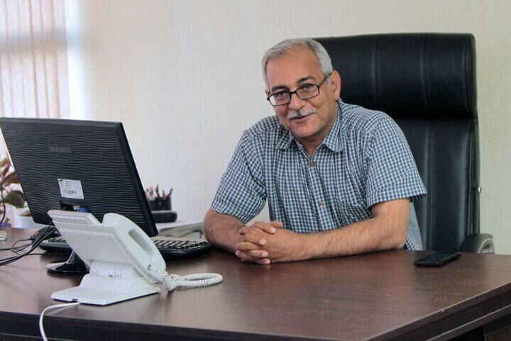 دولت روحانی به آموزه‌های علم اقتصاد بی‌اعتنایی می‌کند/ تحلیل دولت در مورد ذخایر ارزی غلط بود و به کشور شوک ارزی وارد کرد