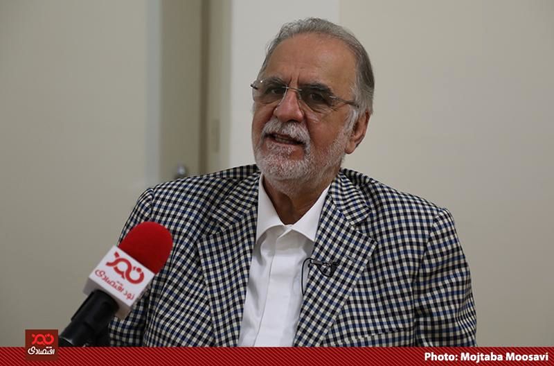دلار ۴۲۰۰ تومانی تحریم‌های آمریکا را تشدید کرد