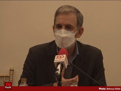 وابستگی ۱۰ میلیون تنی ذرت و ۴ میلیون تنی سویا به خارج از کشور!/ آیا با این میزان وابستگی، تولید مرغ افتخار دارد!؟