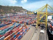 تجارت خارجی ۳۶.۵ میلیارد دلاری با همسایگان در سال ۹۹