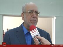 سفیر آلمان، دست صادرکنندگان کشورش را می‌گرفت و به دفتر من که وزیر بودم می‌آورد، چرا سفرای ما اینگونه نیستند؟!