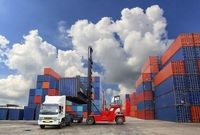 ۵۰ درصد صادرات غیرنفتی ایران مربوط به پتروشیمی و اقلام نفت‌پایه است