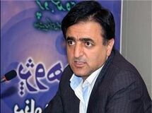 عبدالناصر همتی سال‌ها رئیس کل بیمه مرکزی بود، یکی از افرادی که صنعت بیمه را به اینجا کشانده، اوست