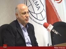 مسئول دولتی و حکومتی حتما باید کالای ایرانی مصرف کند