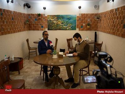 وقتی مردم برای خرید پراید مشکل دارند، چرا نمایندگان باید خودروی مدل بالا بگیرند؟ (۳)