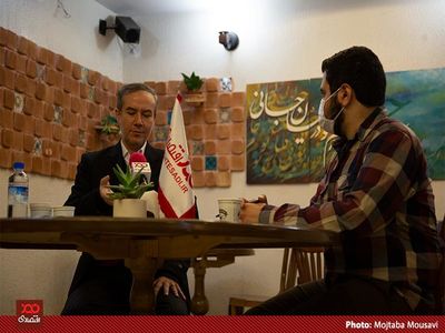 نه تنها آخوندی بلکه خیلی از مقامات رده بالای دولت‌های یازدهم و دوازدهم به خاطر فرصت سوزی‌هایی که در ۸ سال اخیر رخ داد، باید محاکمه شوند (۸)