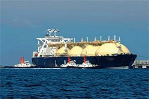 ایران در سال گذشته حدود ۳ میلیارد دلار بنزین صادر کرد