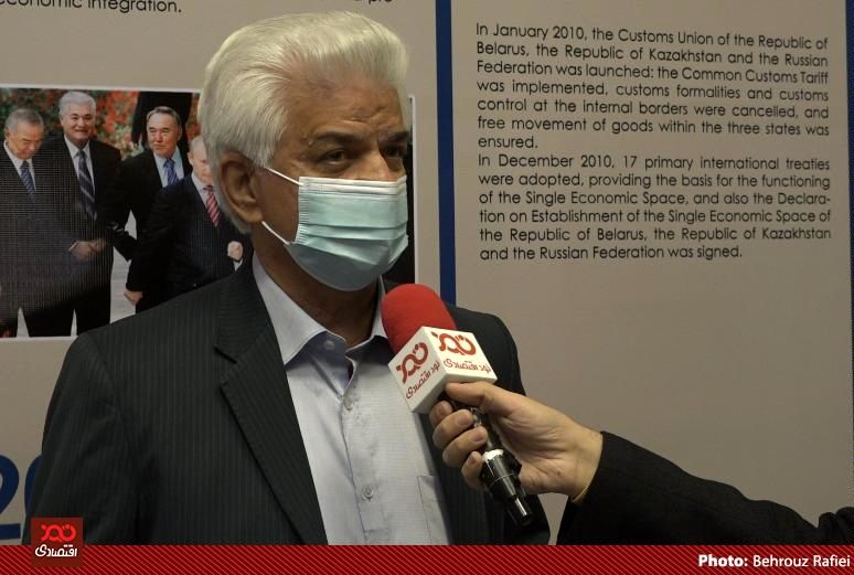 مقصر افزایش قیمت‌ها بانک مرکزی است/ قیمت نهاده‌های تولید خودرو سر به فلک کشیده