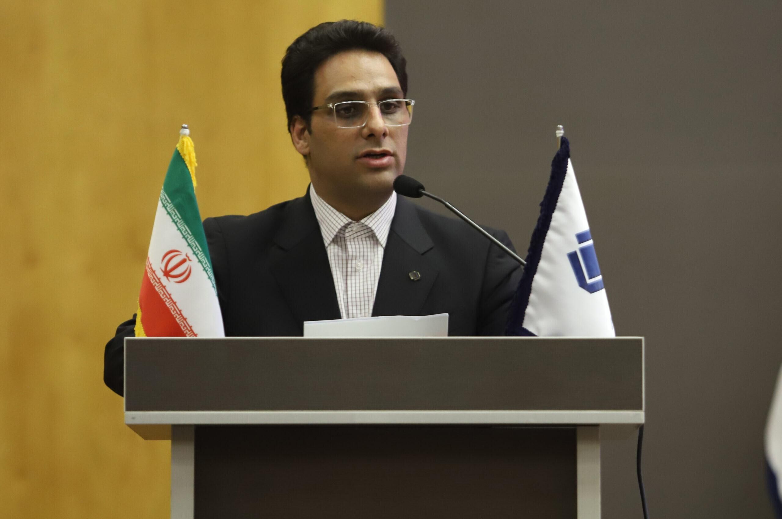 رونمایی مدیر روابط عمومی شستا از سند تحول این بخش
