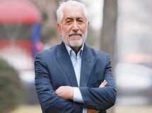 یک خانه ۱۰۰۰ متری در دروس و ۱۷ آپارتمان دارم!