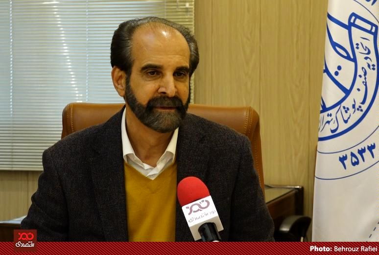 دولت به زور میخواهد از لباس فروشها ۱۰ درصد بیشتر مالیات بگیرد!