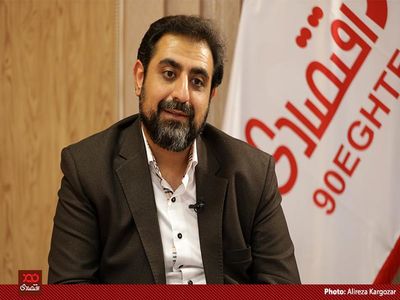 ارز ۴۲۰۰ تومانی عامل اصلی گرانی دلار بود
