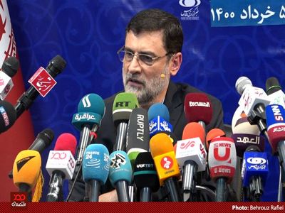 همتی یکی از مقصرین ریزش بورس است و باید پاسخگو باشد