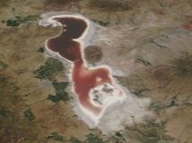 دریاچه ارومیه بخاطر سو مدیریت دولت روحانی احیا نشد