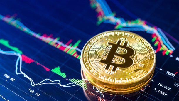 نوسان قیمت اتریوم و دوج کوین؛ ارزش بیت کوین ۳۳ هزار دلار شد