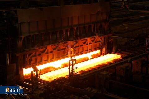 اقتصاد غیرشرطی/ فولاد؛ صنعتی که پُتک مذاکرات را نخورد و آب دیده شد