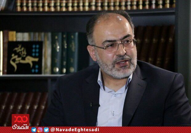 خاندوزی در اقتصاد صاحب نظریه نیست/ بهتر بود خاندوزی ابتدا معاون وزیر می‌شد