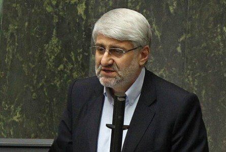عملکرد فاطمی امین در وزارت صنعت و آستان قدس قابل دفاع است