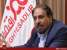 شرایط کسری بودجه دولت و افزایش حقوق‌هایی که امسال اتفاق افتاده به افزایش نقدینگی دامن می‌زند