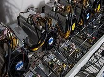 تأمین برق مراکز مجاز استخراج رمزارز از مهرماه