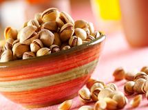 رکوردشکنی صادرات پسته در سال ۹۹ و ۱۴۰۰ به دلیل افت شدید قدرت خرید مردم!