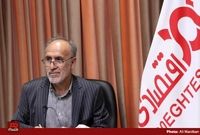 در دوره همتی با وجود پشتیبانی سران قوا از رئیس کل بانک مرکزی قیمت دلار به ۳۲ هزار تومان رسید