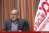 در دوره همتی با وجود پشتیبانی سران قوا از رئیس کل بانک مرکزی قیمت دلار به ۳۲ هزار تومان رسید