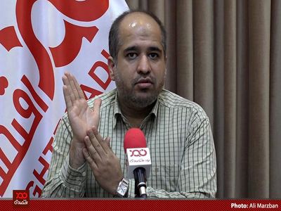 باید مالکی که چندین واحد ملک خالی در تهران دارد و مالیات نمی‌دهد را به نفع ضعفا نقره داغ کرد