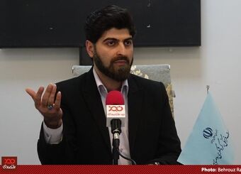موزه فرش را از دولت روحانی ویرانه تحویل گرفتیم