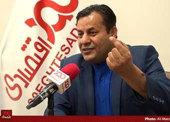 فیلم/۱۳۰ دام در لنج‌ها تلف شدند و بسیاری از دام‌ها بر اثر بیماری در آستانه مرگ هستند