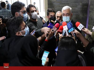 اختلافی در دولت در خصوص واگذاری استقلال و پرسپولیس نیست