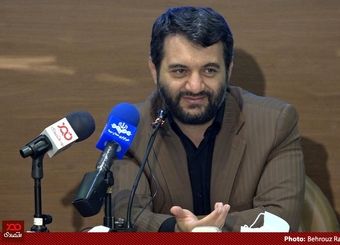 وزیر کار بخشنامه تعیین حداقل مزد کارگران را در سال ۱۴۰۱ ابلاغ کرد