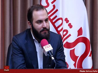 یادمان نرود زمان زنگنه صادرات نفت خام کشور با بی‌برنامگی او به ۳۰۰ هزار بشکه سقوط کرد