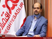 تخصیص دلار ۴۲۰۰ تومانی بیش از ۲۵ برابر کل یارانه نقدی حیف و میل ایجاد کرد