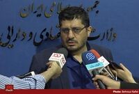 ثبت احوال در ماجرای صدور مجوزها با وزارت اقتصاد همکاری نکرد و کار را با وزارت ارتباطات جلو بردیم.