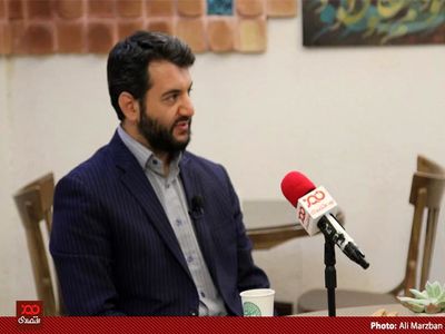 وزیر کار استعفا کرد