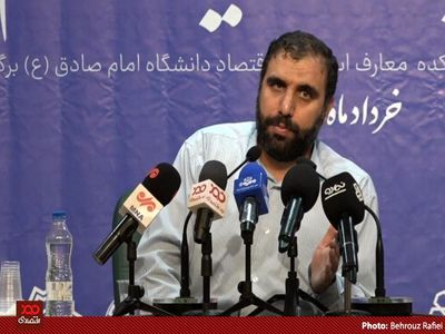چون مالیات بر مجموع درآمد نداریم حساب‌های شخصی افراد عملا رها شده است
