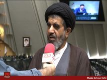 دولت ورود بانک‌ها به بحث زمین و مسکن را ممنوع کند