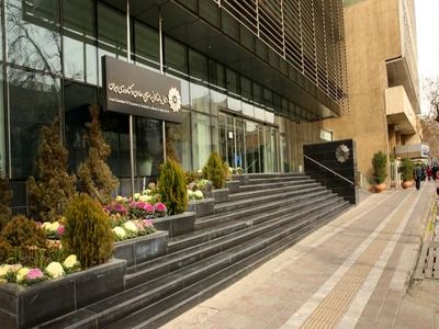 علاقه عجیب روسای اتاق‌های شهرستان‌ها به صندلی ریاست/ بعضی‌ها از دهه ۷۰ و ۸۰ رئیس اتاق بازرگانی شهرستانشان هستند!