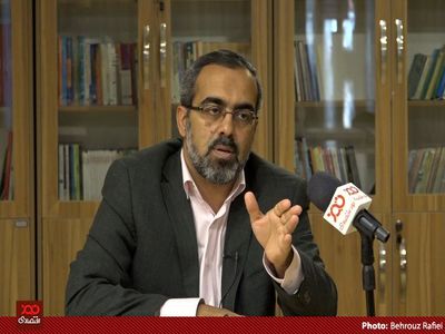 وزرای صمت به جای حمایت رانتی از خودروسازان، رابطه قطعه ساز و خودروساز را تنظیم کنند