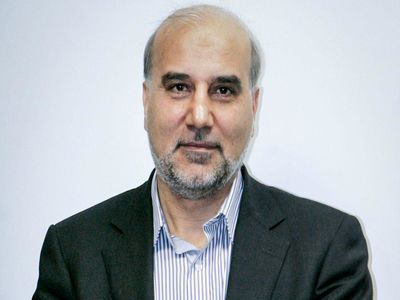 در دولت قبل عده‌ای با سواستفاده از ارز ۴۲۰۰ تومانی پول صندوق توسعه ملی را نمی‌دادند